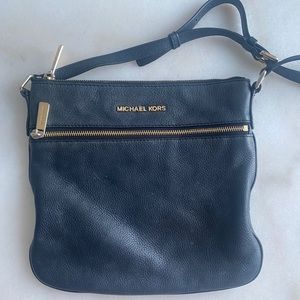 Michael Kors crossbody bag. Fare condition.